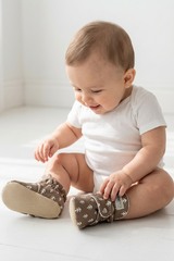 Coffee Arrow Baby Booties – Stylish Print with Anti-Slip Sole