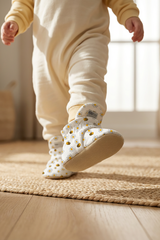 Daisy Baby Booties – Soft Non-Slip Floral Cotton Slippers for Baby Girls