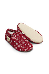 Kokopatik Organic Cotton Baby Booties – Non-Slip Sole, Newborn Booties, Home & Nursery Shoes, Burgundy Snow Pattern Booties